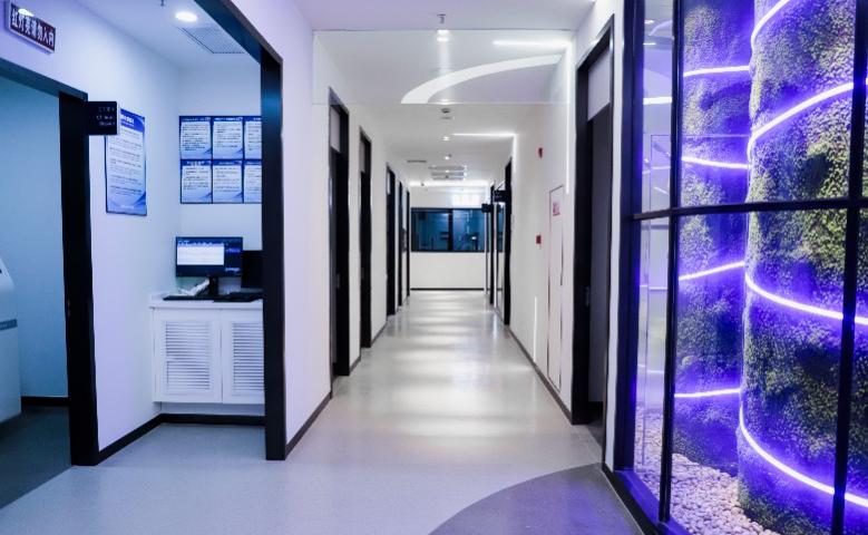 The Lujiazui 88 specialty implant clinic at Dingzhi Dental, Pudong